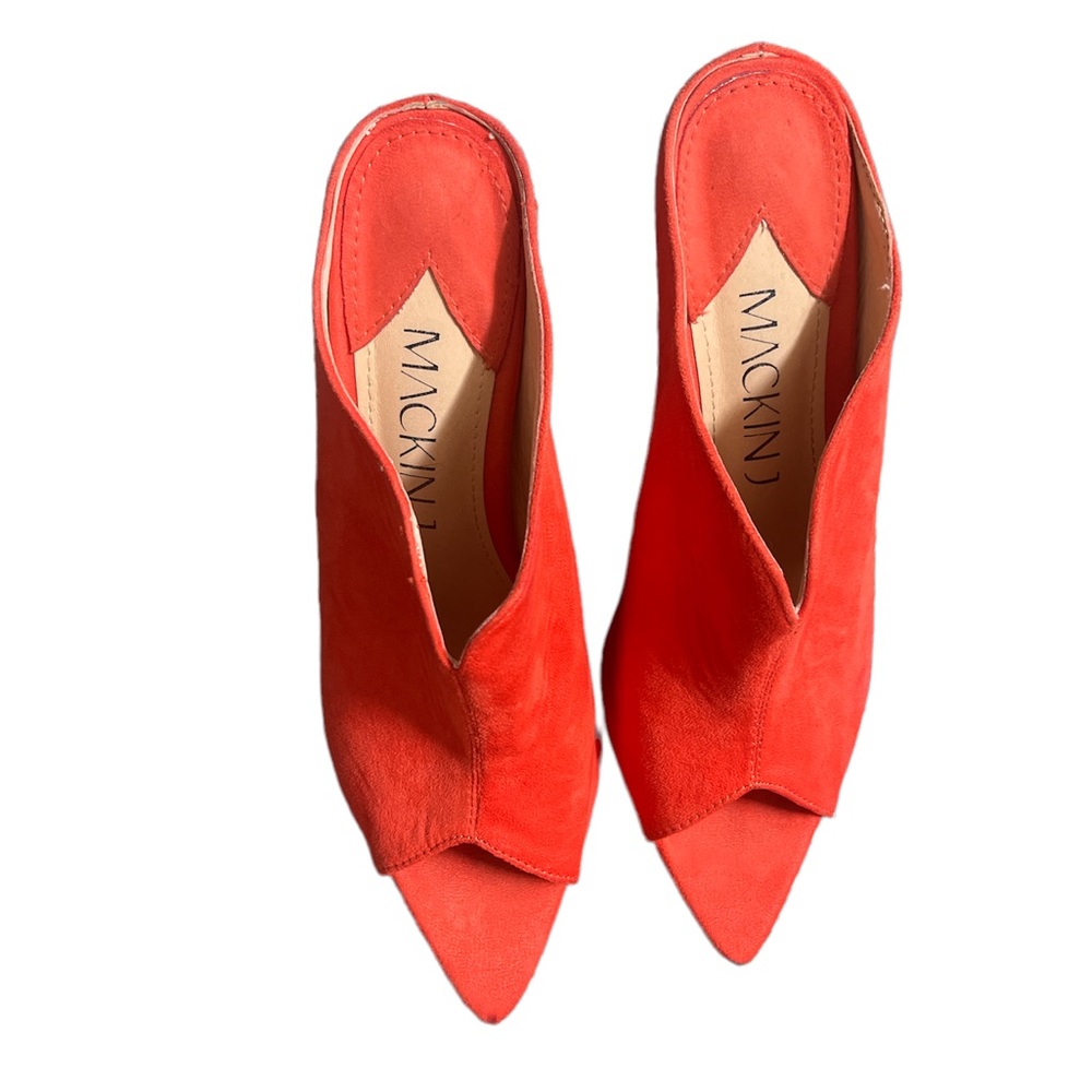 Orange mules